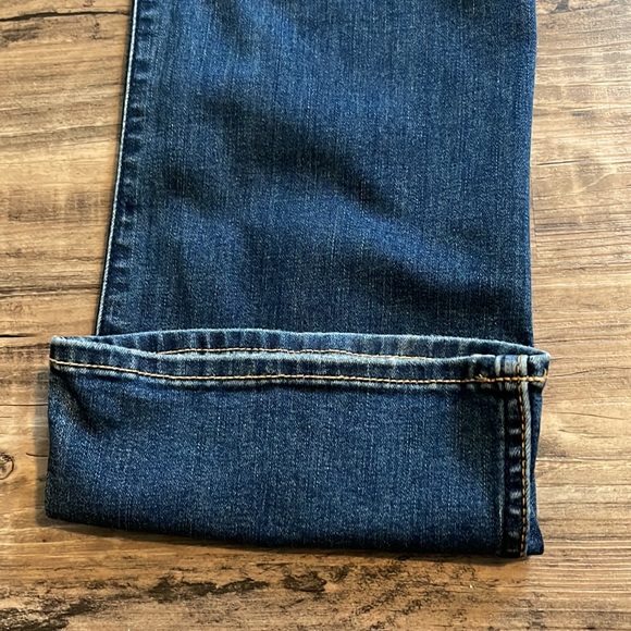 Hollister Low Rise Boot Cut Jeans - Picture 11 of 12
